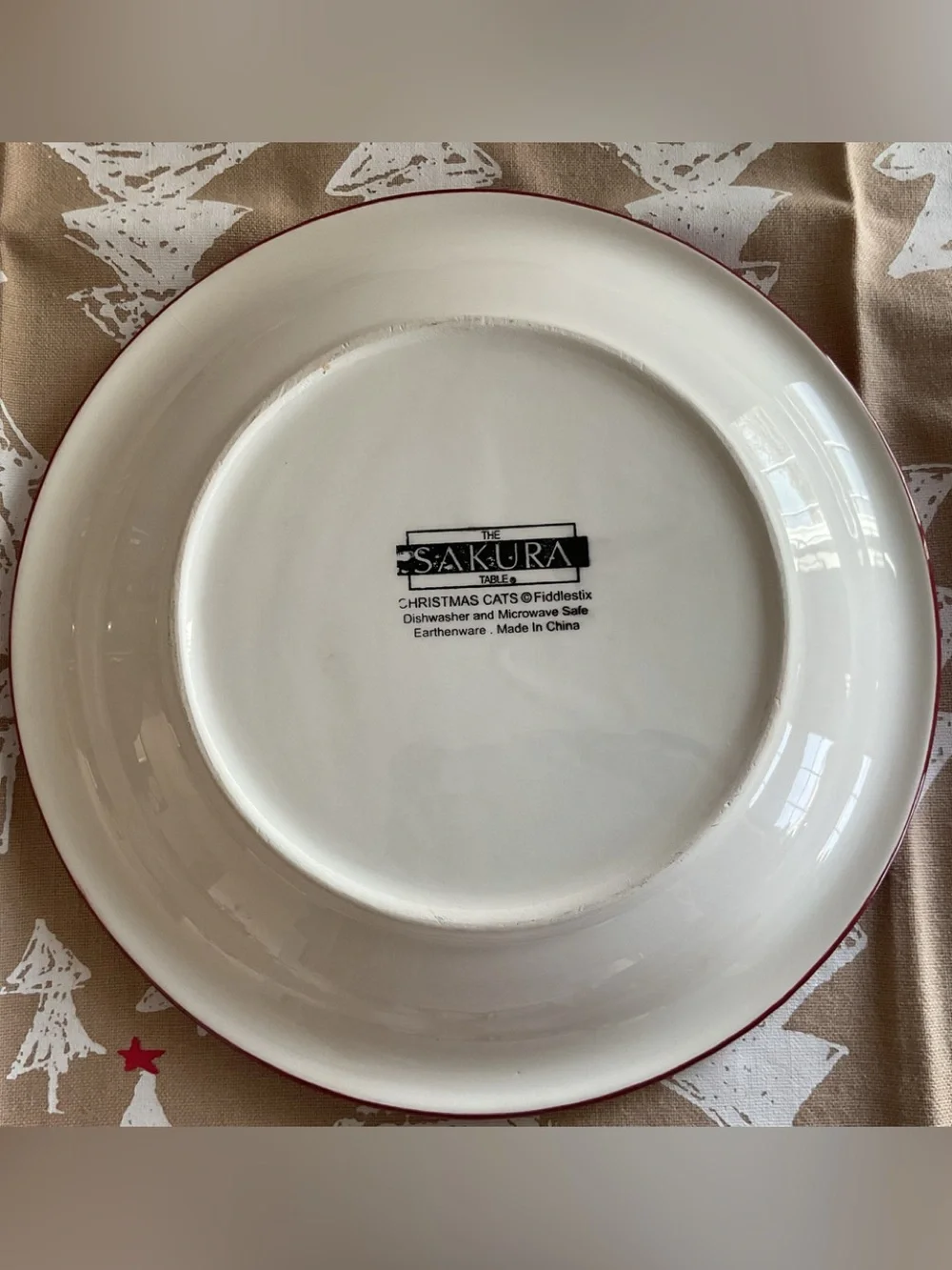 Vintage Sakura “Christmas Cats” Hand-Painted 8” Salad/Dessert Plates, Set of 3